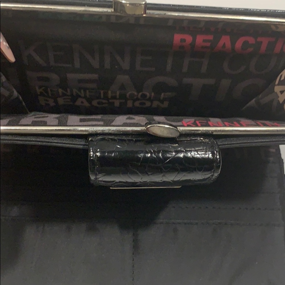 Kenneth Reaction Wallet - Picture 3 of 3